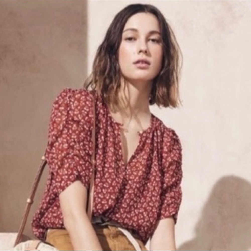 J. Crew | Rust Floral Keyhole Neckline Puff Sleeve Light
Airy Blouse